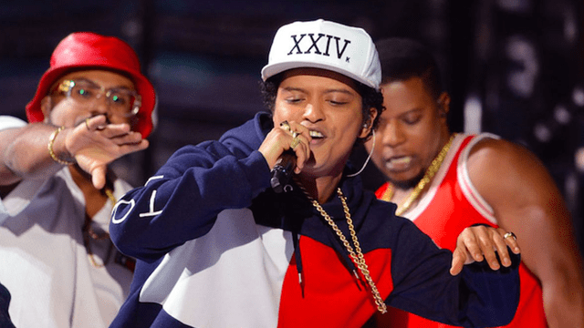 Bruno Mars sorprendió a sus fans en el Lollapalooza Chicago 2018 [VIDEO]