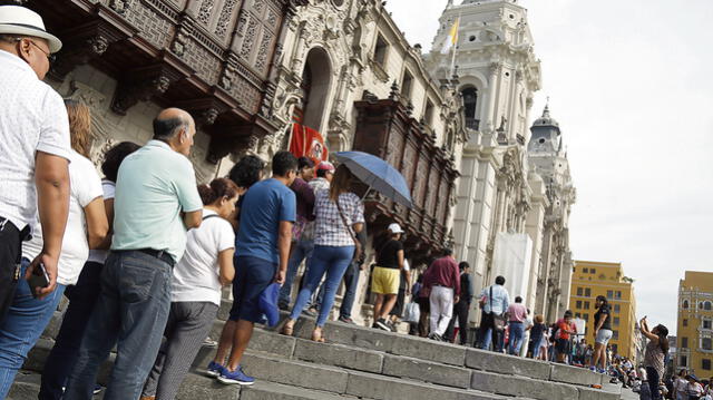 Arzobispo bendice a  víctimas de violencia y a migrantes