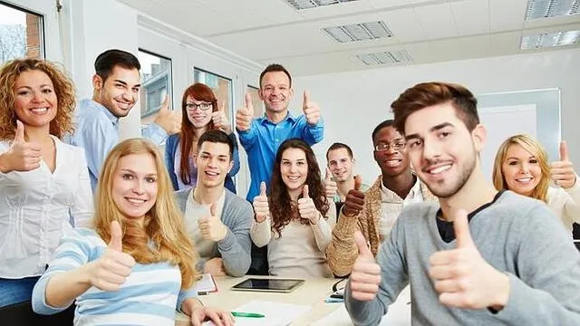 Con estos consejos triunfarás en tu primera entrevista de trabajo Con estos consejos triunfarás en tu primera entrevista de trabajo