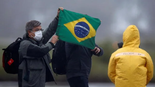 Coronavirus: Alcalde de Brasil anuncia apertura del comercio "muera quien muera" [VIDEO]