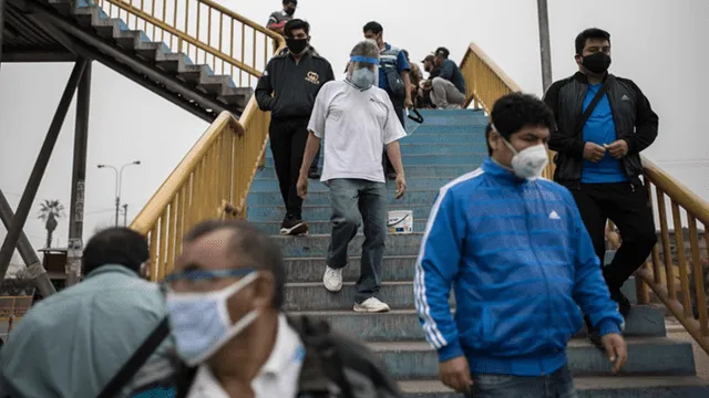 MTC dispone el uso obligatorio de mascarillas y protectores faciales en el transporte público. Foto: Aldair Mejía / La República