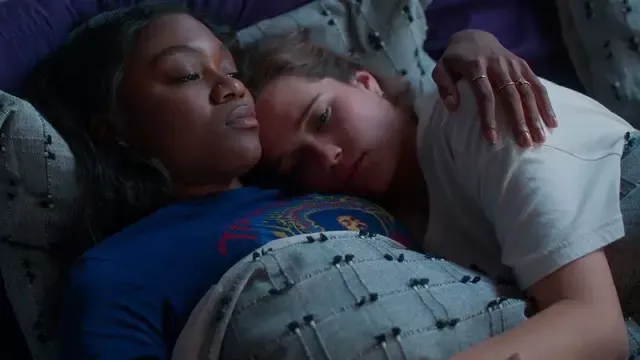 Sarah Catherine Hook e Imani Lewis son las protagonistas de "La primera muerte". Foto: Netflix.