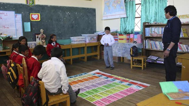 Arequipa: Más de 200 estudiantes de zonas alejadas reciben reforzamiento en matemática y comunicación
