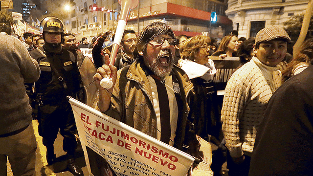 Miles toman las calles exigiendo la salida del Fiscal de la Nación