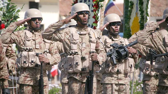 Actos por la conmemoración del Día de la Bandera en Tacna y Cusco [FOTOS Y VIDEO]