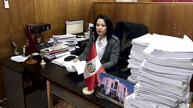 Caja Arequipa interpone demanda contra ley mordaza
