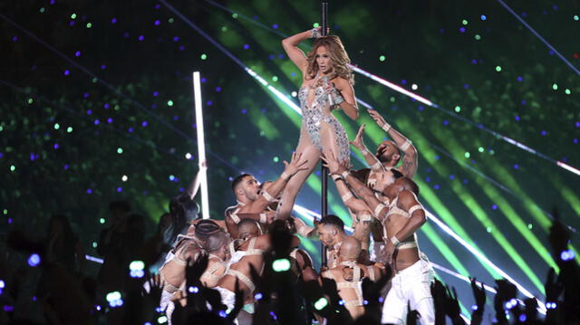 Shakira y Jennifer Lopez en el Super Bowl 2020