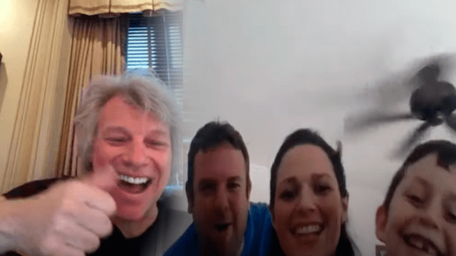 Jon Bon Jovi sorprende con clase virtual a niños durante cuarentena