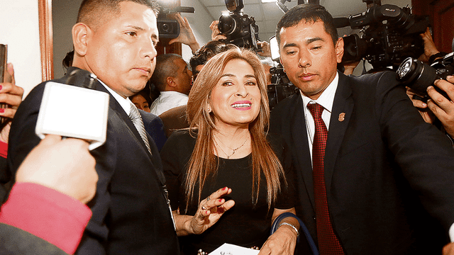Yesenia Ponce es suspendida de Fuerza Popular por 120 días