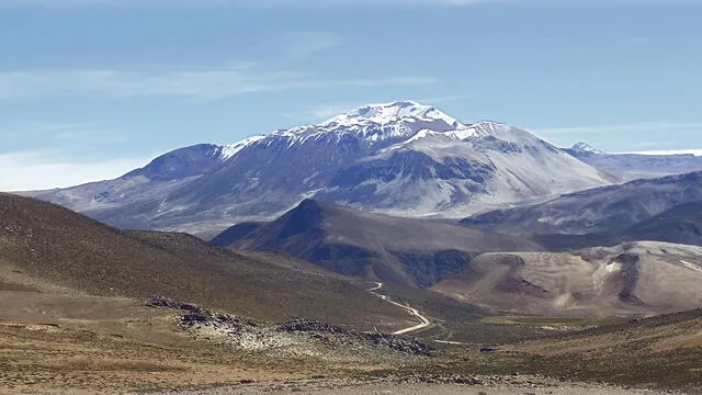 El Ticsani, un volcán  a punto de despertar