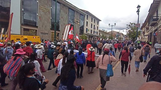 Al menos 5.000 turistas cancelaron viajes a Cusco por anunciado paro de 48 horas