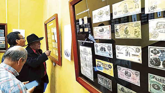 Moneda propia. Billetes del Banco de Arequipa en muestra.