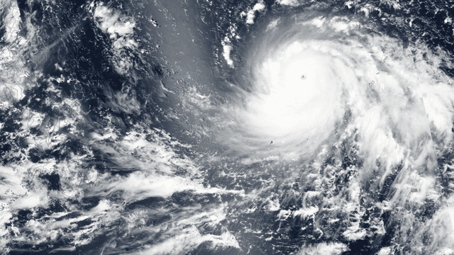 Potente tifón Mangkhut deja 49 muertos en Filipinas y se dirige a Hong Kong