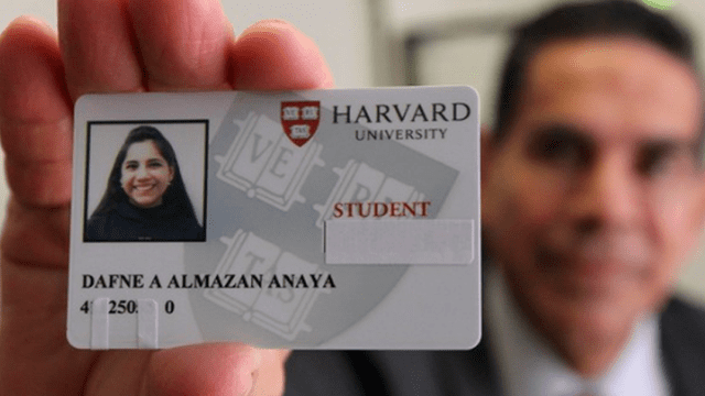 Dafne Almazán, la primera mexicana que entrará a Harvard con 17 años
