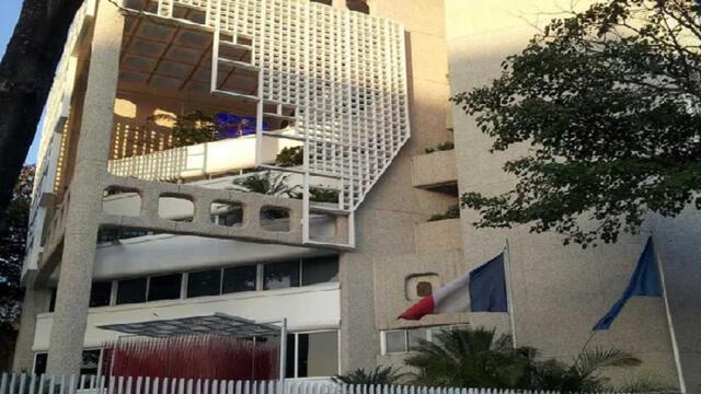 Fachada de la embajada de Francia en Caracas. Foto: Difusión.