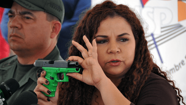Diputada chavista propone confiscar bienes de venezolanos que emigraron