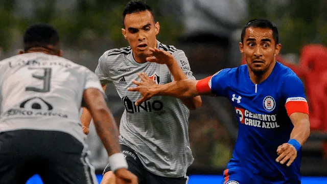 Cruz Azul derrotó a Atlas con asistencia y gol de Yoshimar Yotún por la fecha 10 de la Liga MX