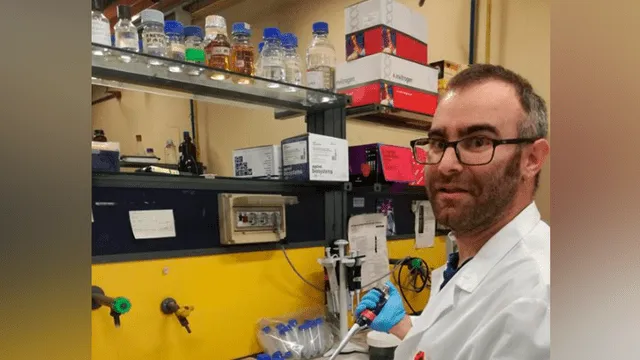 El hombre que se convirtió en biólogo para investigar su enfermedad rara y hallar la cura