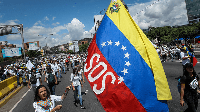Venezuela hoy: Guaidó y Maduro convocan marcha para este 1 de mayo