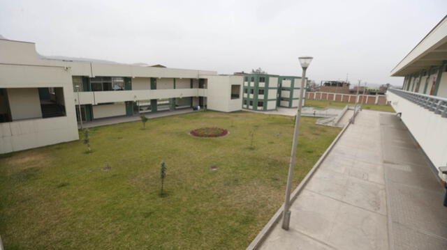El colegio emblemático más grande del Perú está en Villa María del Triunfo [FOTOS]