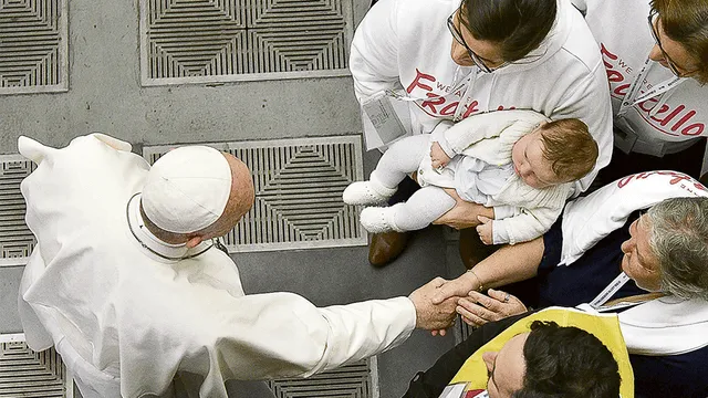 Papa Francisco demanda escuchar el grito de los pobres