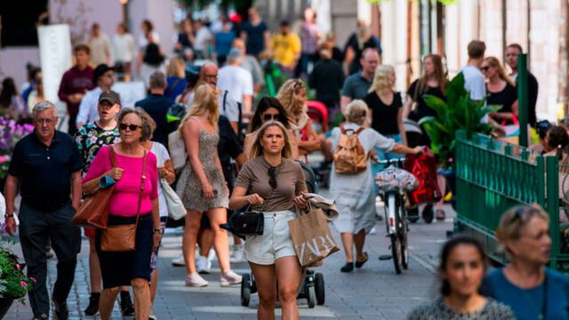 Suecia se reafirma en su lucha contra el coronavirus sin el uso obligatorio de las mascarillas