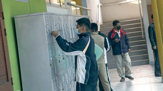 día de prueba. Mañana la mayoría de escolares retorna a clases tras feriado, con nueva disposición sobre uso de barbijos.