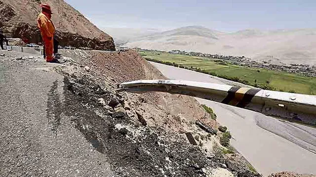 Otro absurdo accidente de tránsito apaga la vida de 44 pasajeros en Arequipa