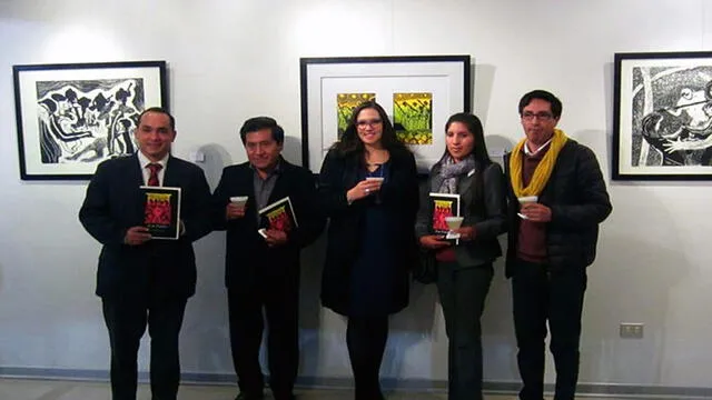 Artista de Puno presenta muestra de xilografía inspirada en música popular