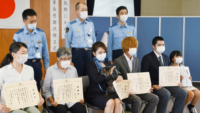 Todos los participantes del rescate fueron condecorados. Foto: Kyodo.
