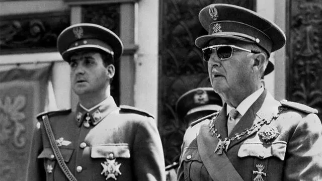 Rey Juan Carlos y Francisco Franco