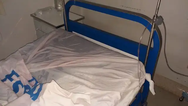 Algunos pacientes tuvieron que abandonar sus camas debido a que resultaron mojadas. Foto: Cortesía