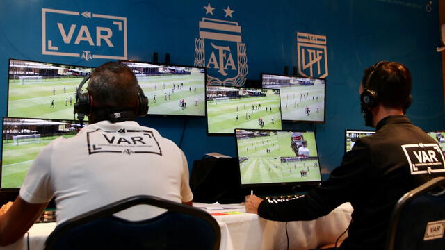 VAR