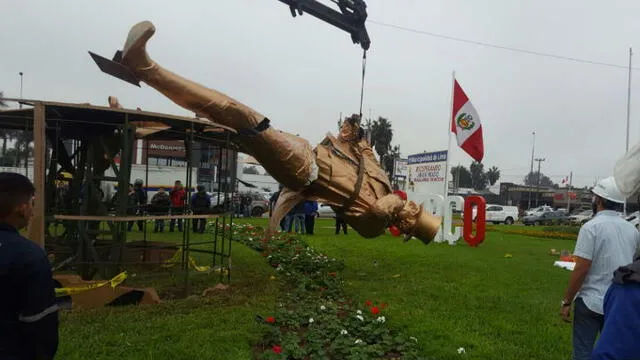 Municipalidad de Lima retiró estructura publicitaria colocada en óvalo Monitor [FOTOS Y VIDEO]