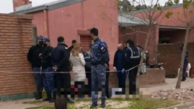 Familiares del delincuente intentaron detener a Rodríguez, sin embargo, este huyo hacia casa de su tía. Foto: @NGFEDERAL/Twitter