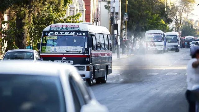 El parque automotor genera el 58% de la contaminación en el aire. Foto: La República/Rodrigo Talavera   