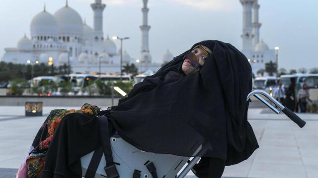 Munira Abdulla | mujer regresa del coma tras 27 años