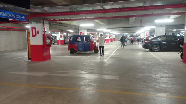  Estacionamiento del sótano 2 del Mall Aventura San Juan de Lurigancho