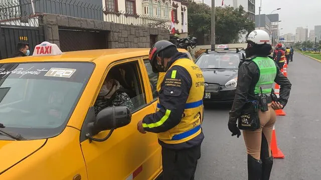 Taxistas de Lima y Callao que no acaten la legislación recibirían hasta doble sanción económica. Foto: Municipalidad de Miraflores Taxistas de Lima y Callao que no acaten la legislación recibirían hasta doble sanción económica. Foto: Municipalidad de Miraflores