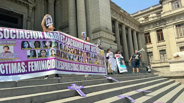 Familias exigen celeridad en los casos de feminicidio. Foto: Magali Aguilar    