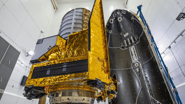  Imágenes del telescopio espacial Euclid antes de ser lanzado al espacio. Foto: ESA   