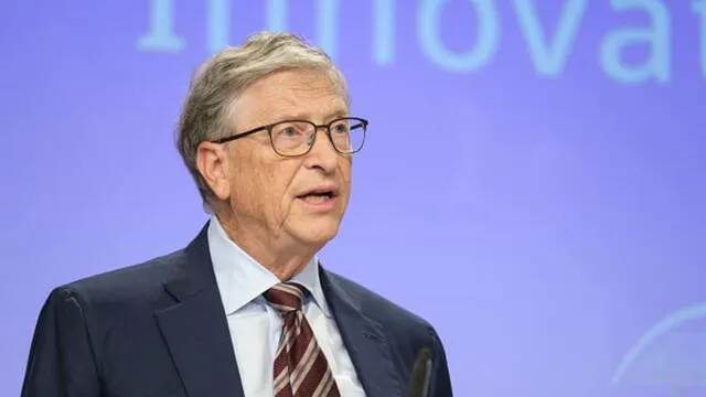Bill Gates lee 50 libros al año para seguir aprendiendo. Foto: CNBC   