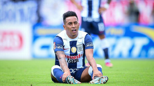  Christian Cueva jugó media temporada con Alianza Lima. Foto: difusión   