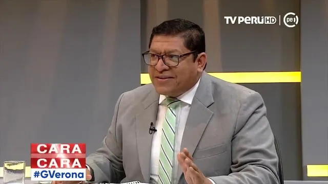  José Verona es un abogado con diversos postgrados que, luego de dejar de trabajar en la Sunat, decidió emprender. Foto: TvPerú.<br><br>    