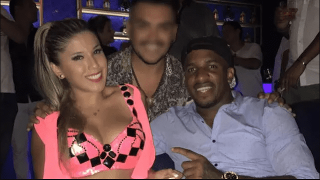 Jefferson Farfán y Yahaira Plasencia no se hacían problemas en lucirse en lugares públicos. Foto: América TV.   