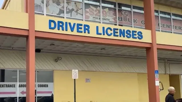  Los puntos en la licencia de conducir en Florida se acumulan por infracciones de tráfico y pueden resultar en la suspensión de la licencia. Foto: Telemundo   