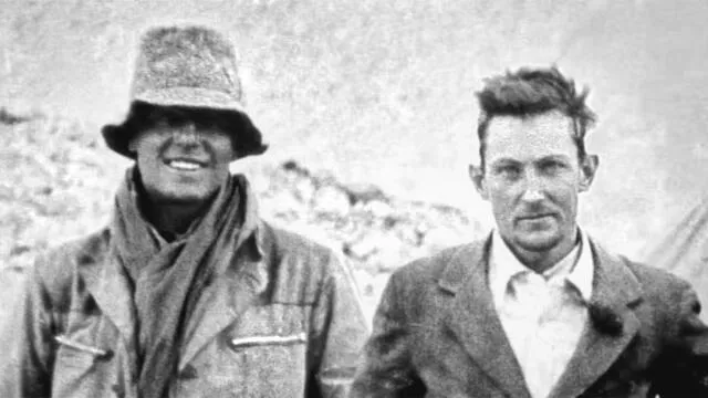  Irvine, izquierda, y Mallory, derecha, desaparecieron en 1924 en una expedición en el Everest. Foto: NatGeo   