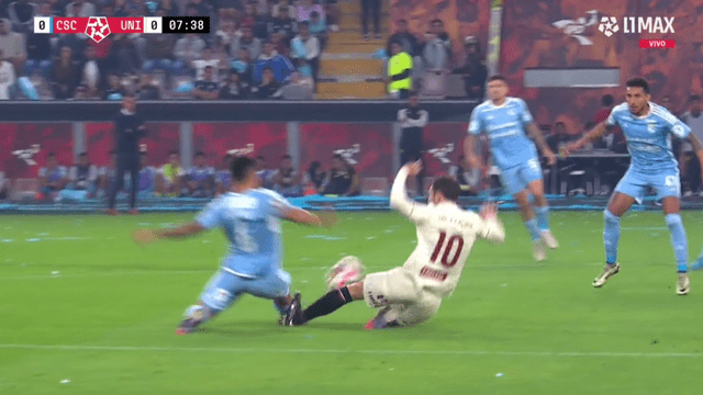  Horacio Calcaterra se ganó la amarilla minutos después por otra dura falta. Foto: captura de L1 Max   