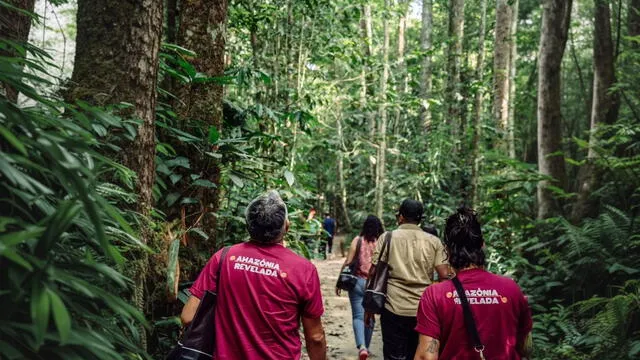  La participación de comunidades locales fue clave en el proceso de exploración, aportando conocimientos sobre la región y colaborando en la preservación del sitio. Foto: Amazônia Revelada    