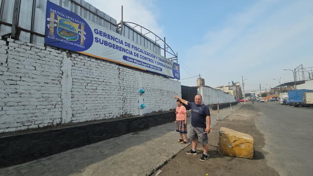 Terreno en disputa que hoy es usada por la Municipalidad de San Martín de Porres, aseguran los vecinos. Foto: Rosa Quincho.   